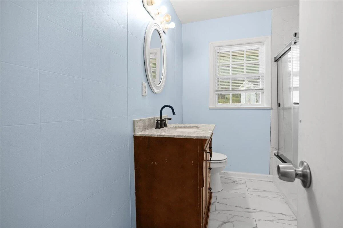 1019 Silverwood RD - Photo 11