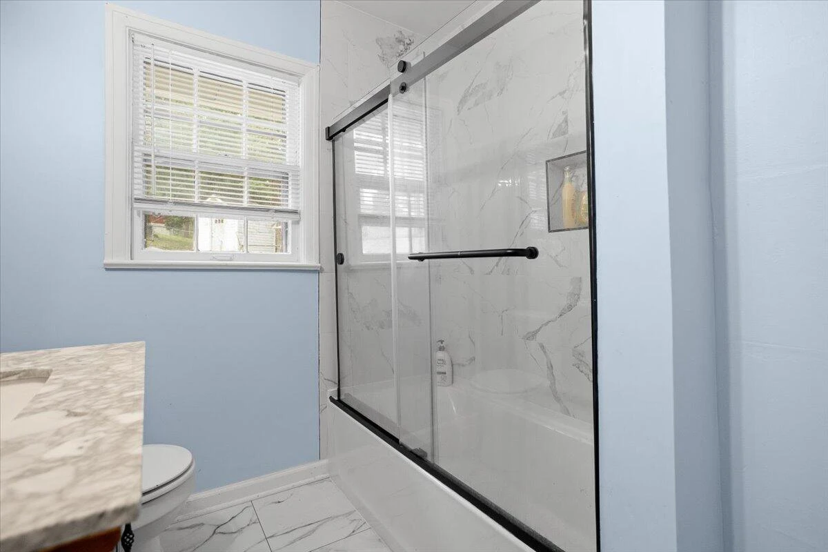 1019 Silverwood RD - Photo 12