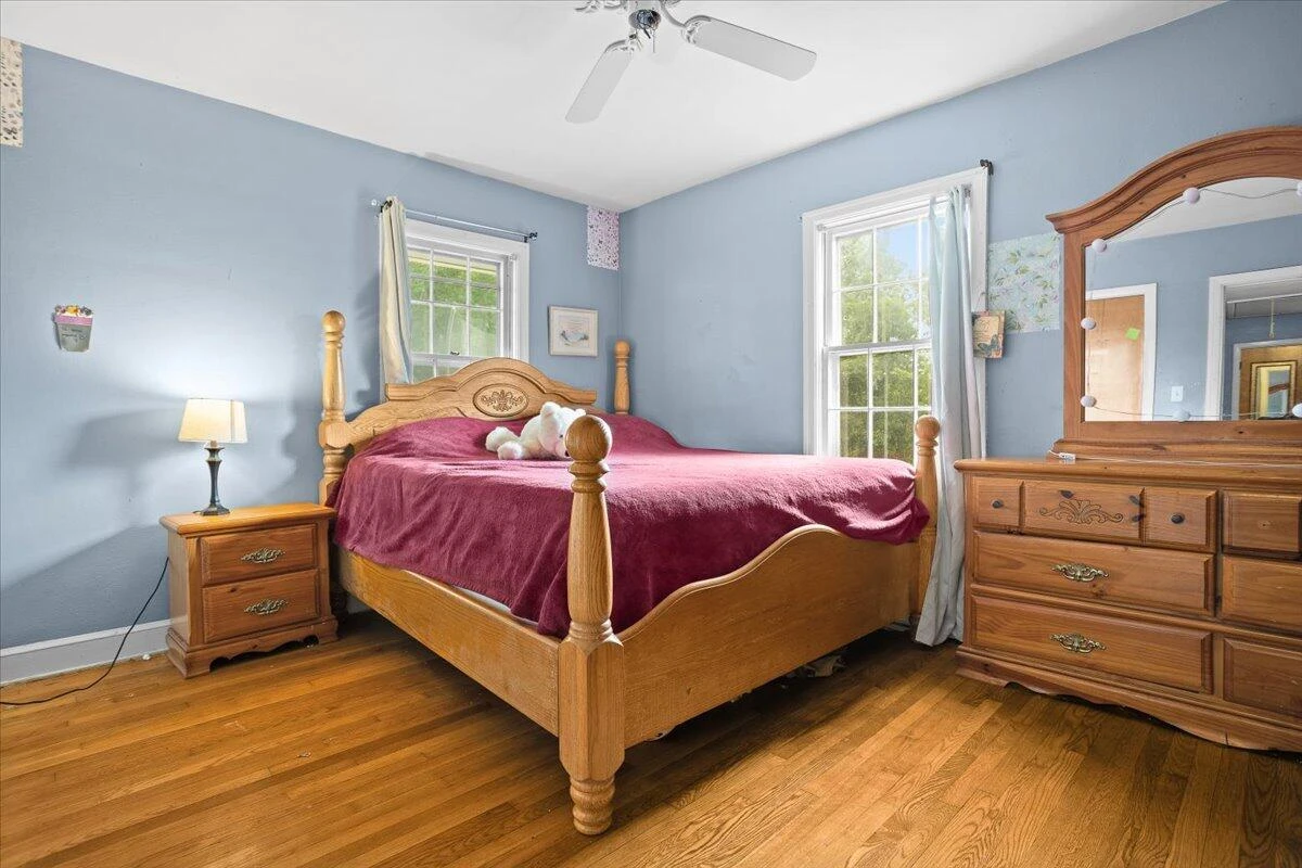 1019 Silverwood RD - Photo 17