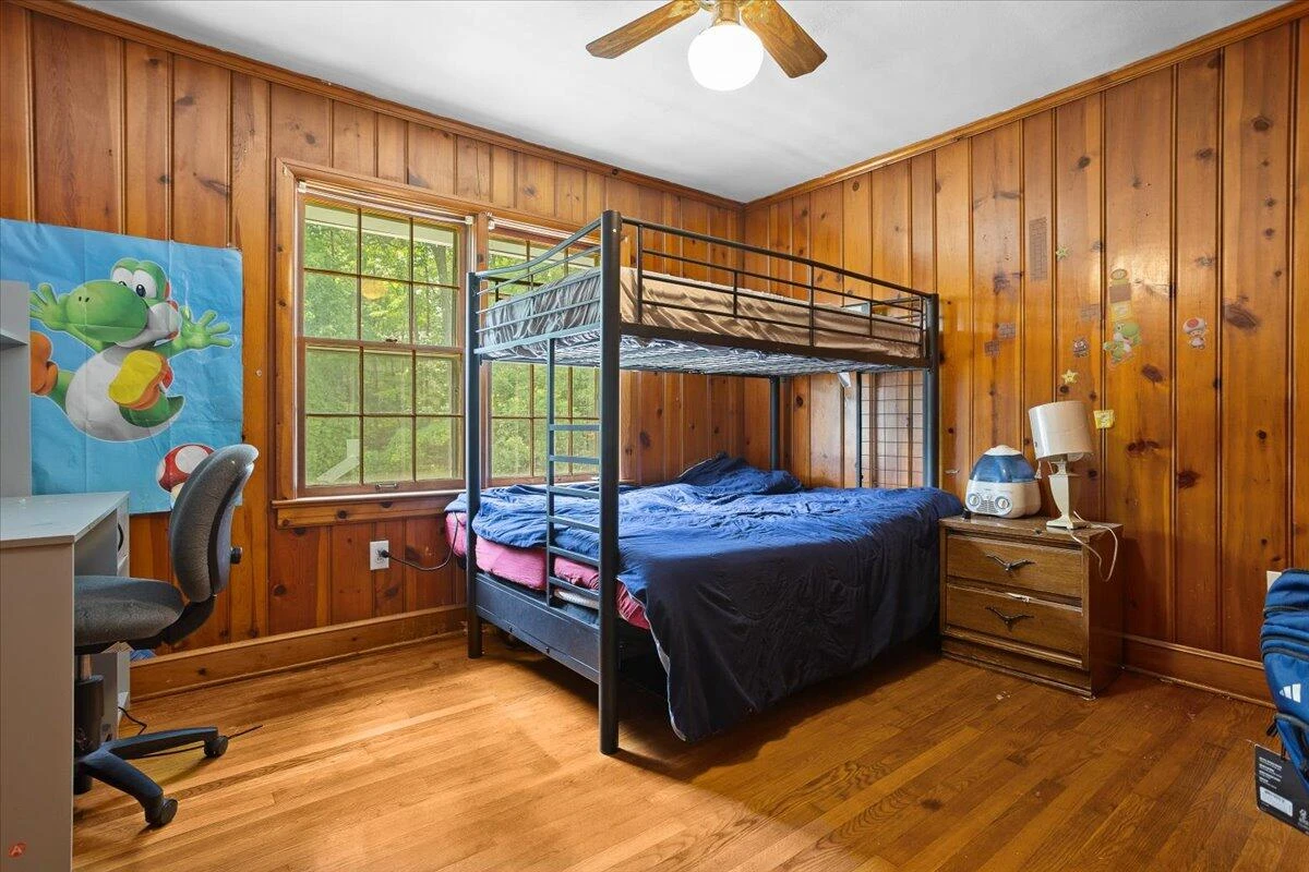 1019 Silverwood RD - Photo 19