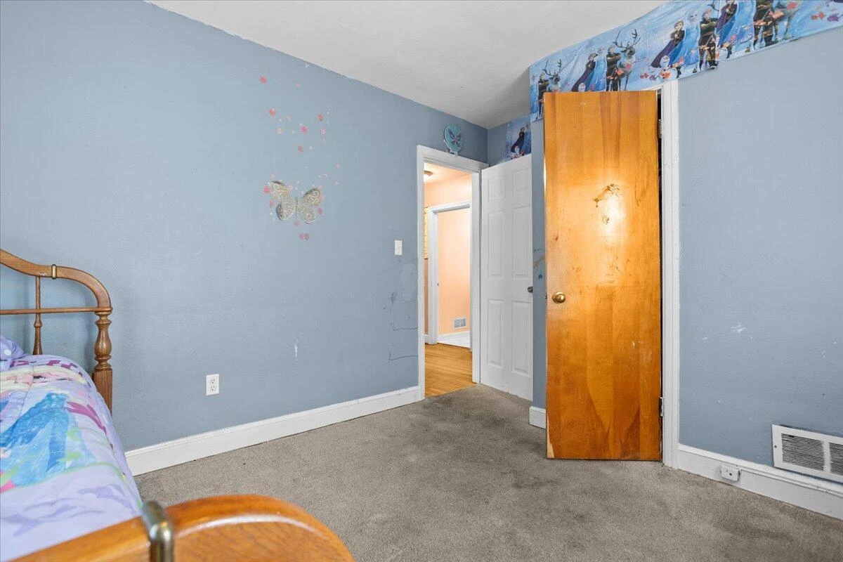 1019 Silverwood RD - Photo 21