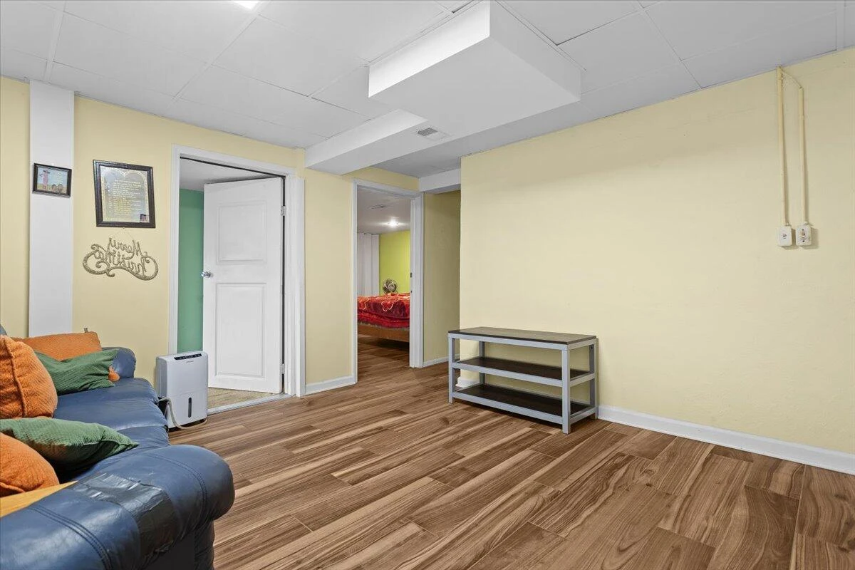 1019 Silverwood RD - Photo 24