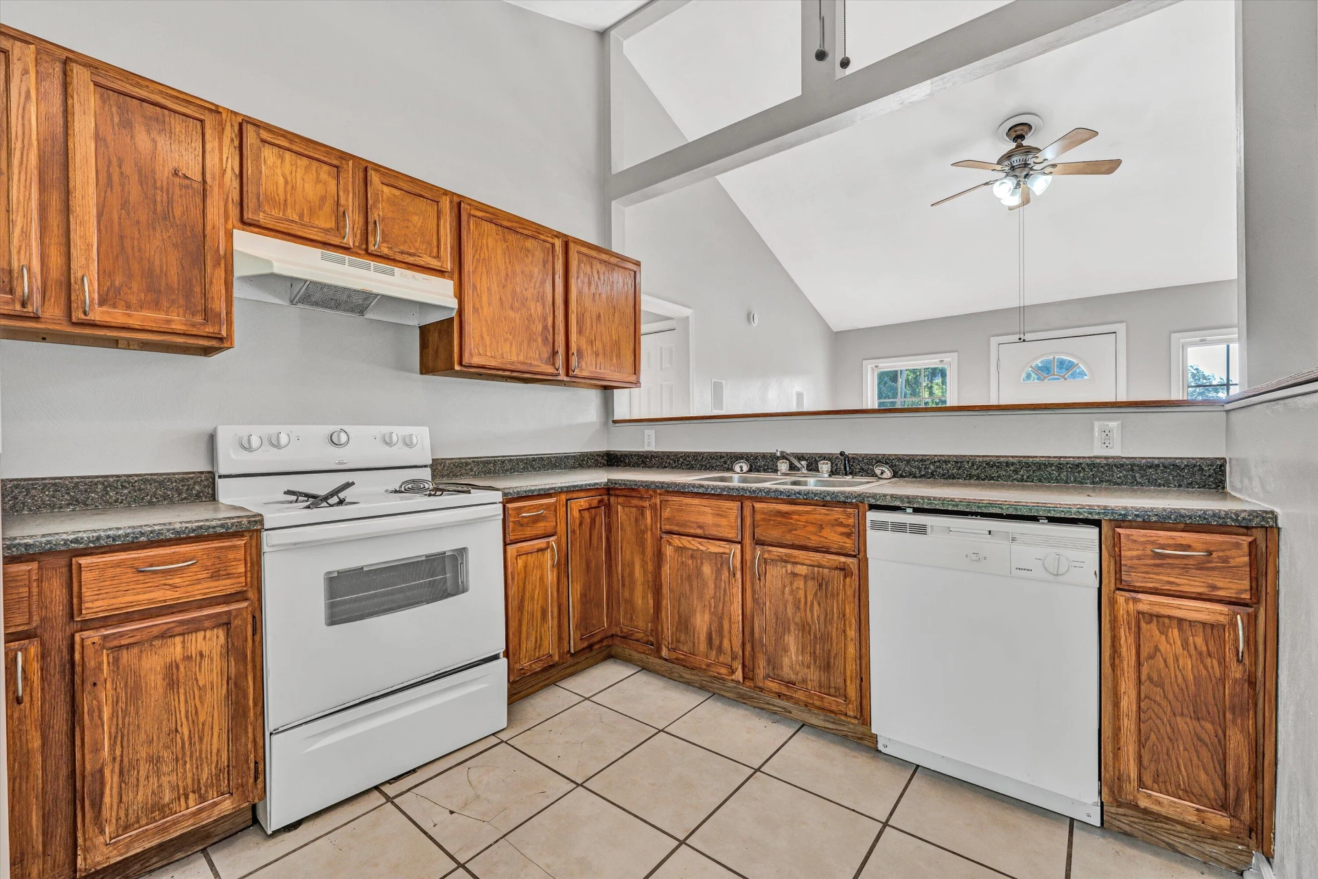 1130 Van Buren ST - Photo 6