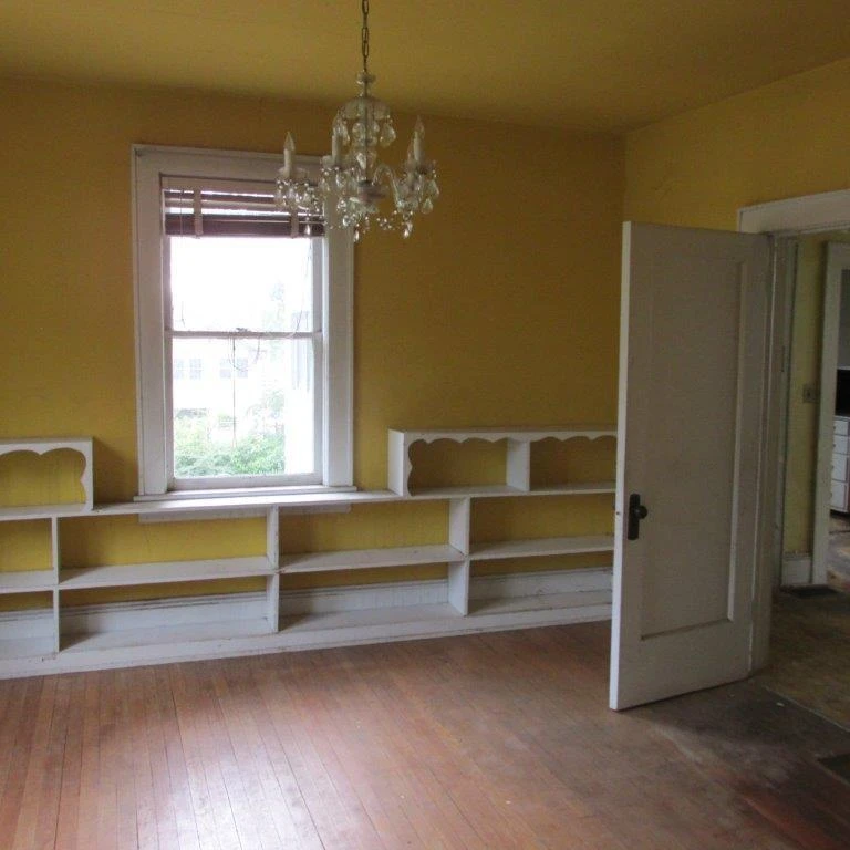 1302 Hanover AVE - Photo 6