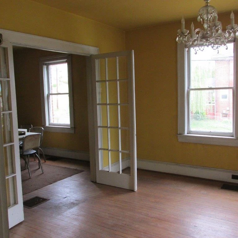 1302 Hanover AVE - Photo 7