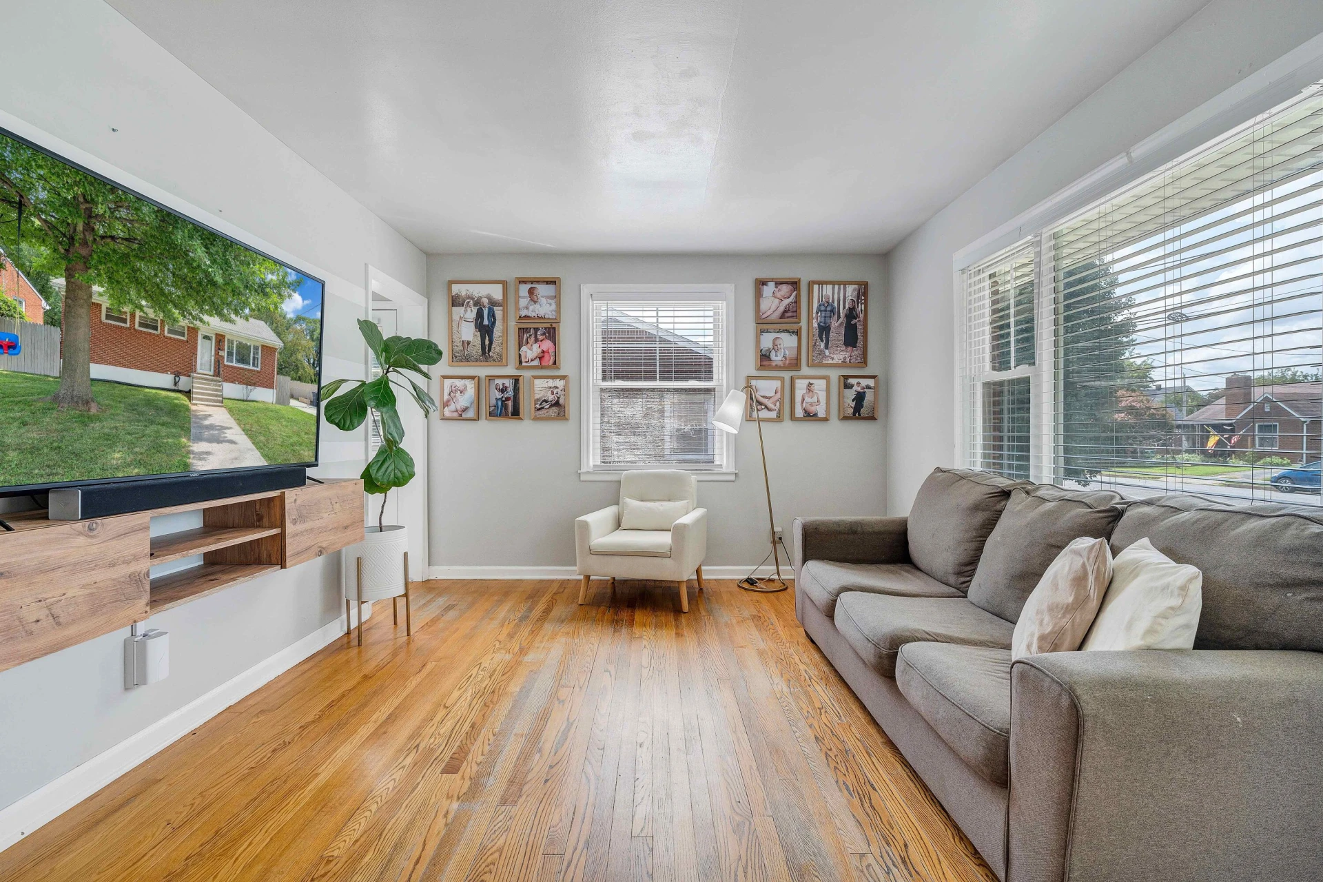 2817 Bradley ST - Photo 11