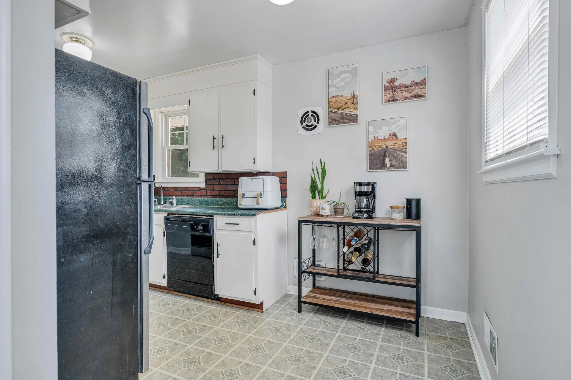 2817 Bradley ST - Photo 18