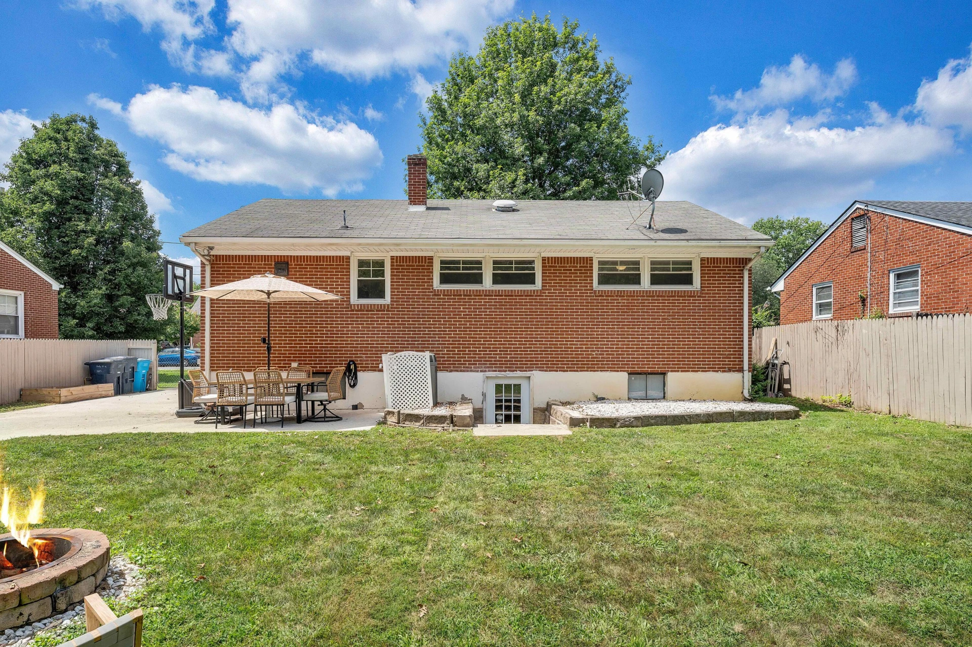 2817 Bradley ST - Photo 29