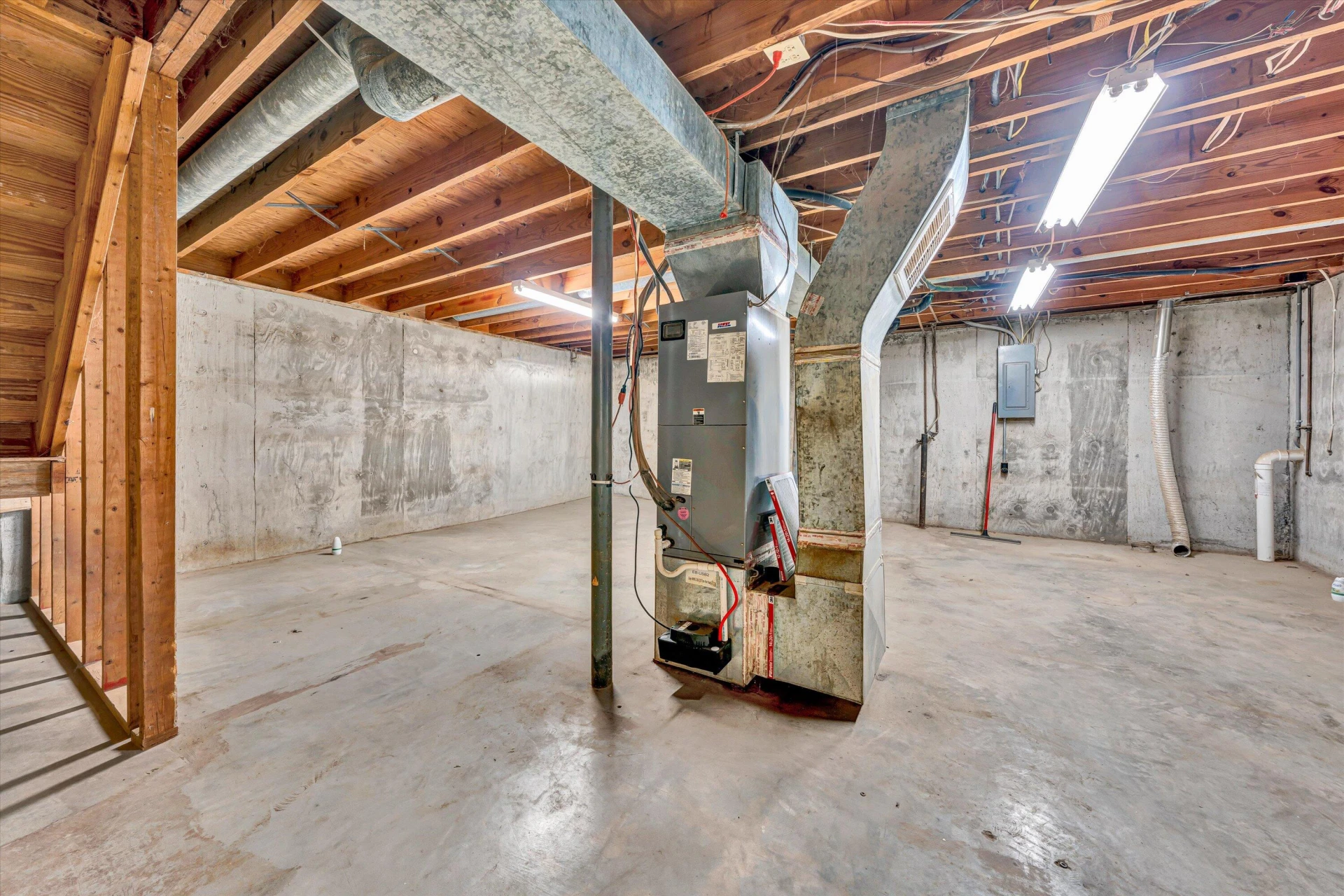 845 Pinewood DR - Photo 22