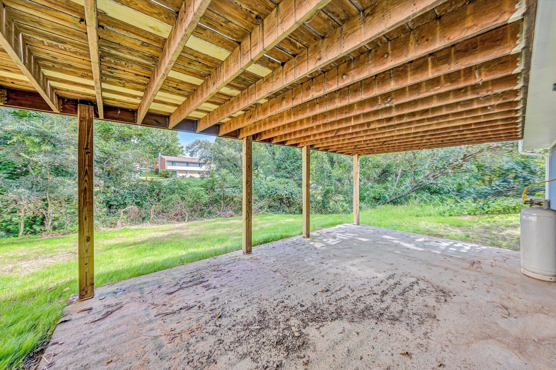 845 Pinewood DR - Photo 25