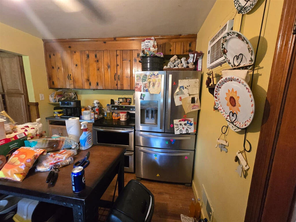 3417 Windsor RD - Photo 10