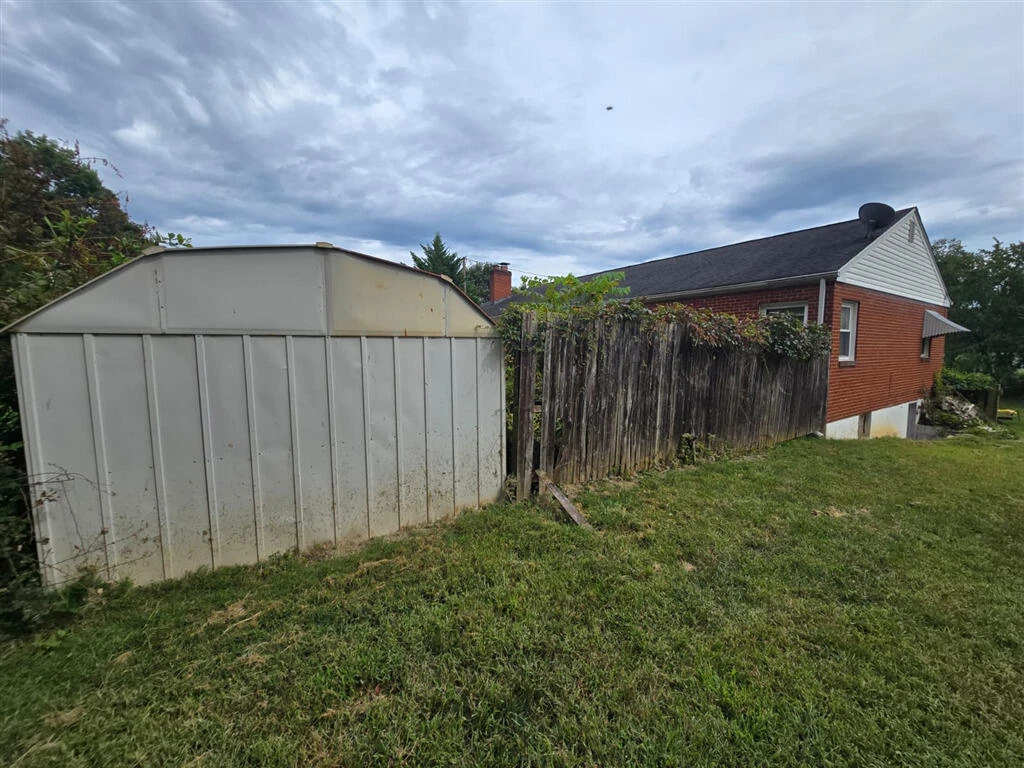 3417 Windsor RD - Photo 25