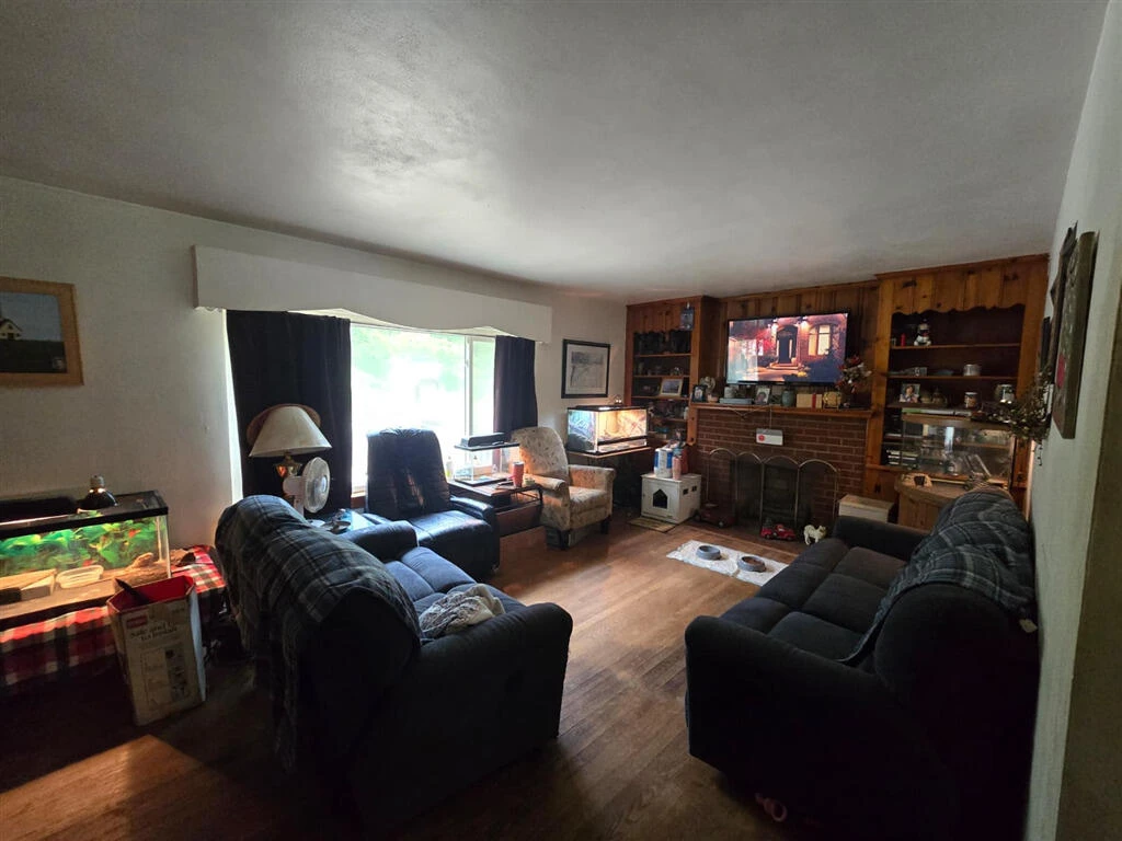 3417 Windsor RD - Photo 6