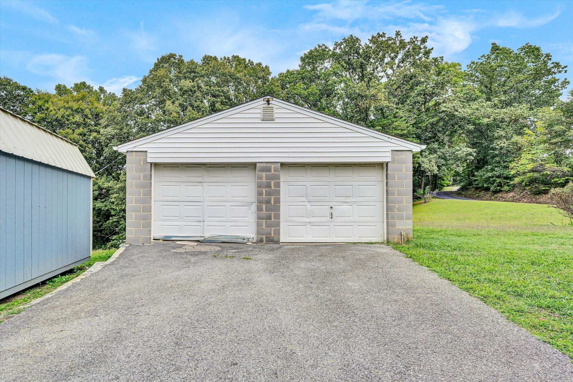 748 Shafer LN - Photo 29