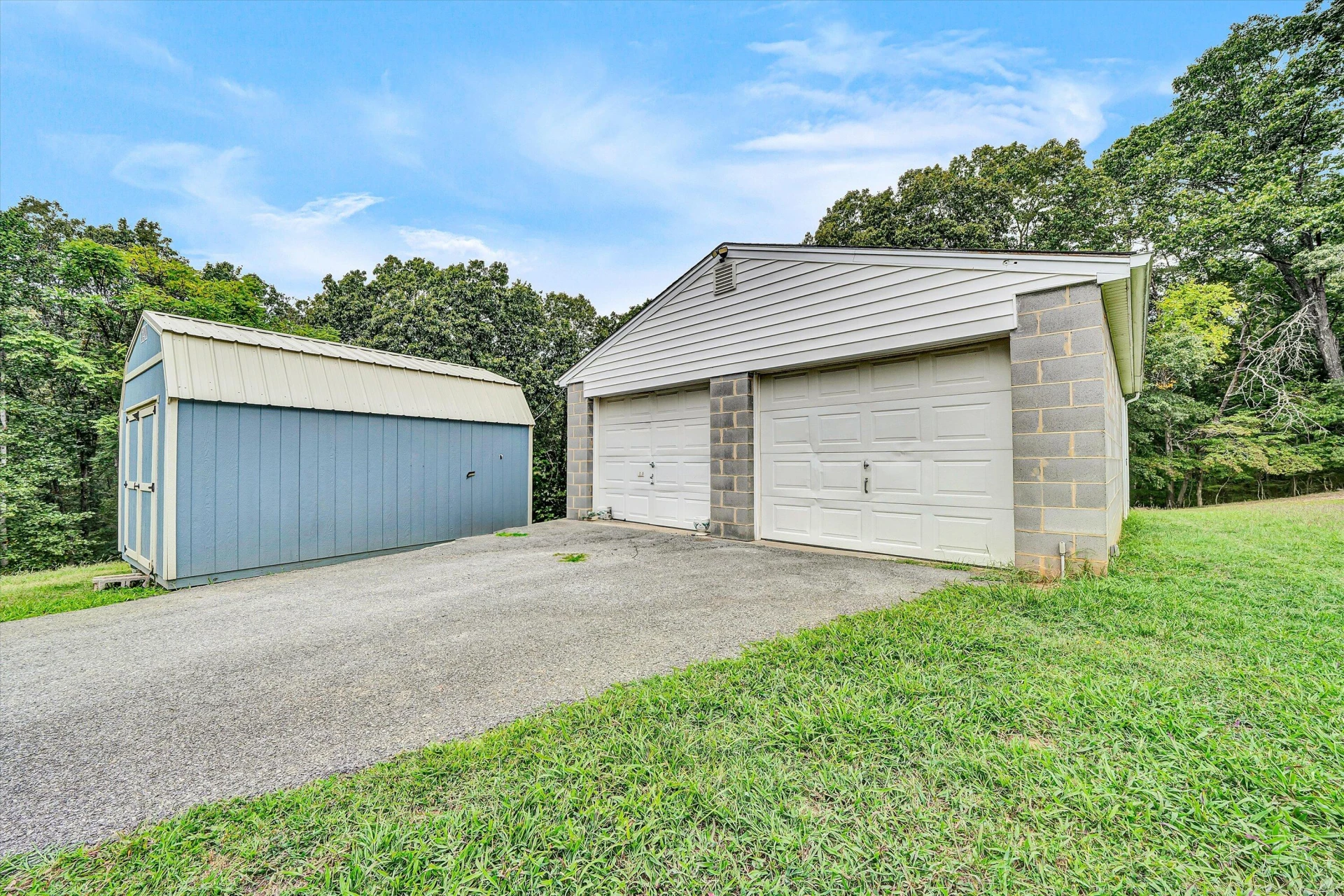 748 Shafer LN - Photo 33