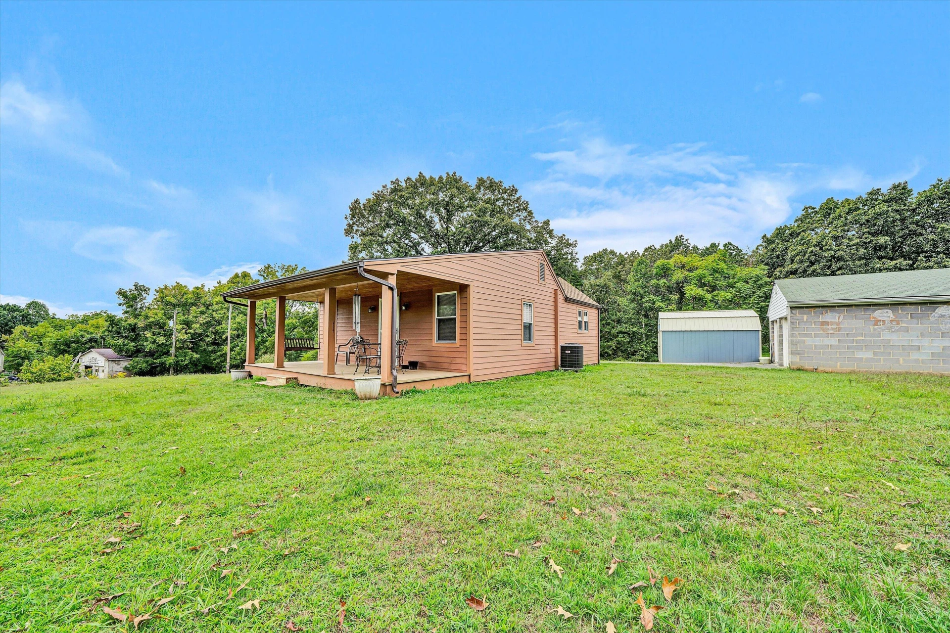 748 Shafer LN - Photo 37