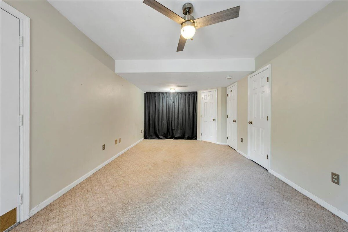 3121 Corbieshaw RD - Photo 32