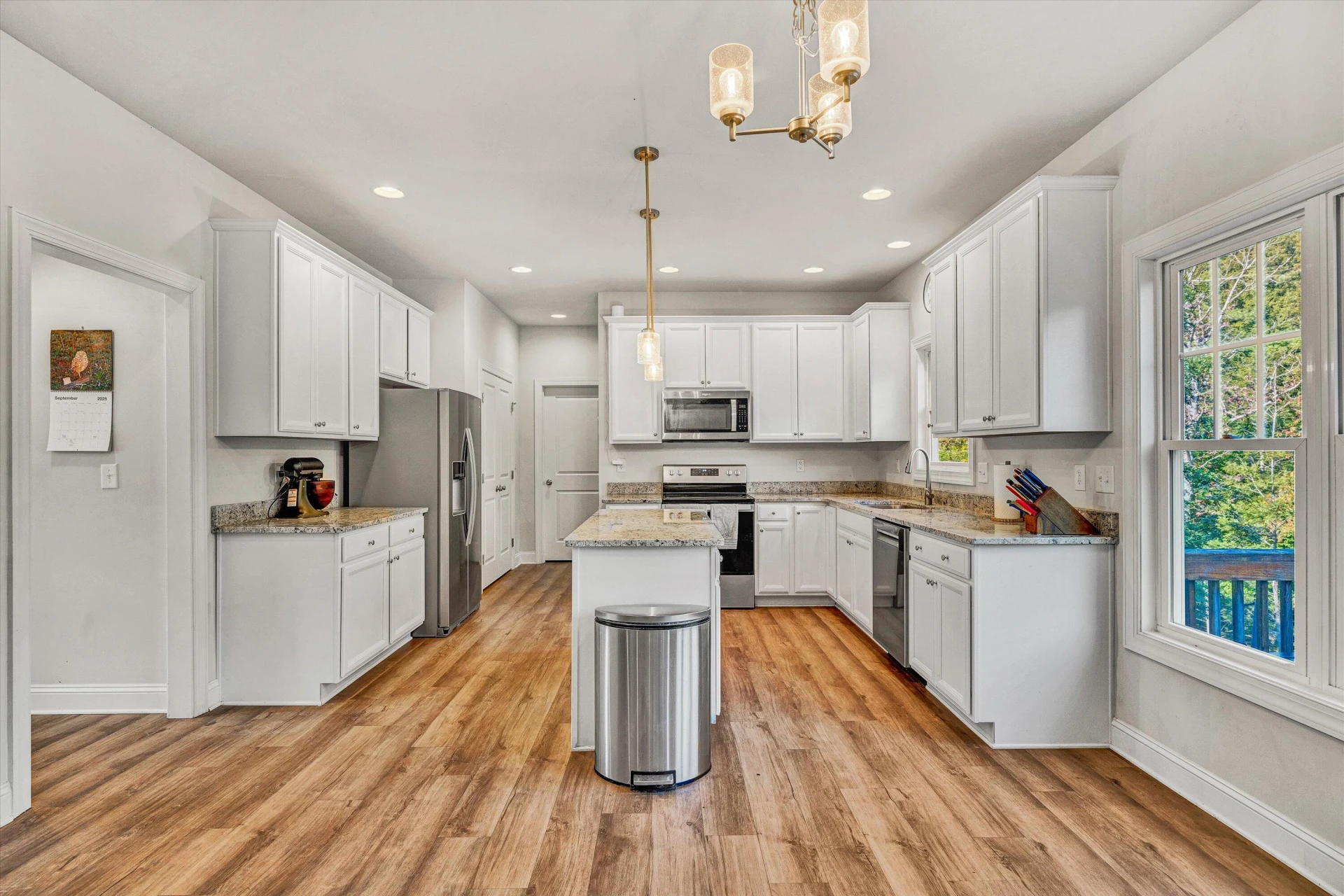 5894 Ivy Park DR - Photo 19