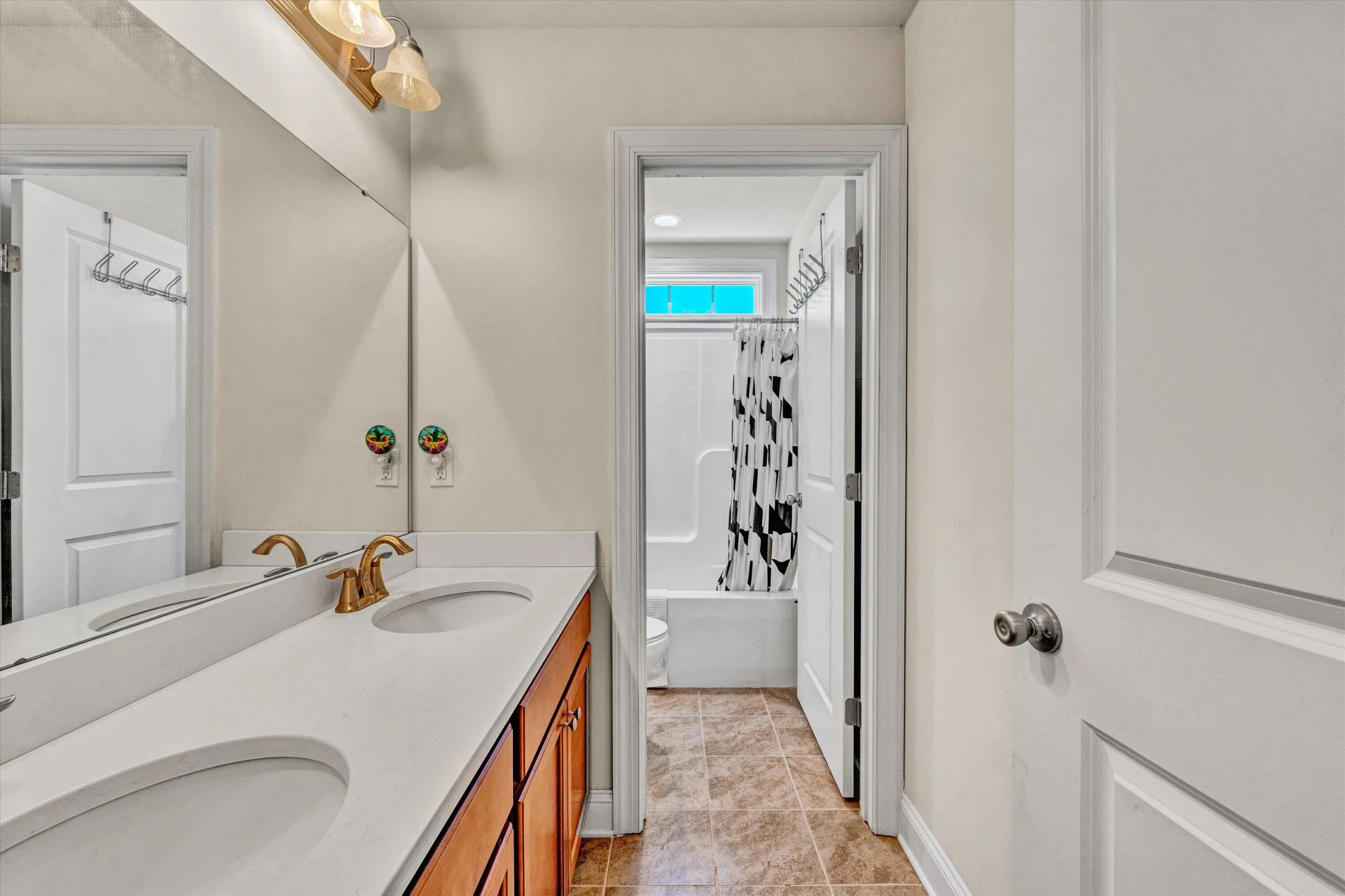5894 Ivy Park DR - Photo 30