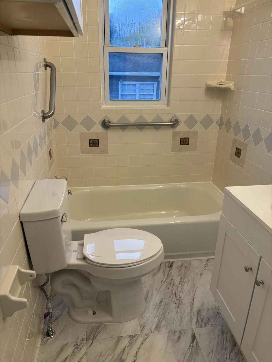 719 Pocahontas AVE - Photo 10