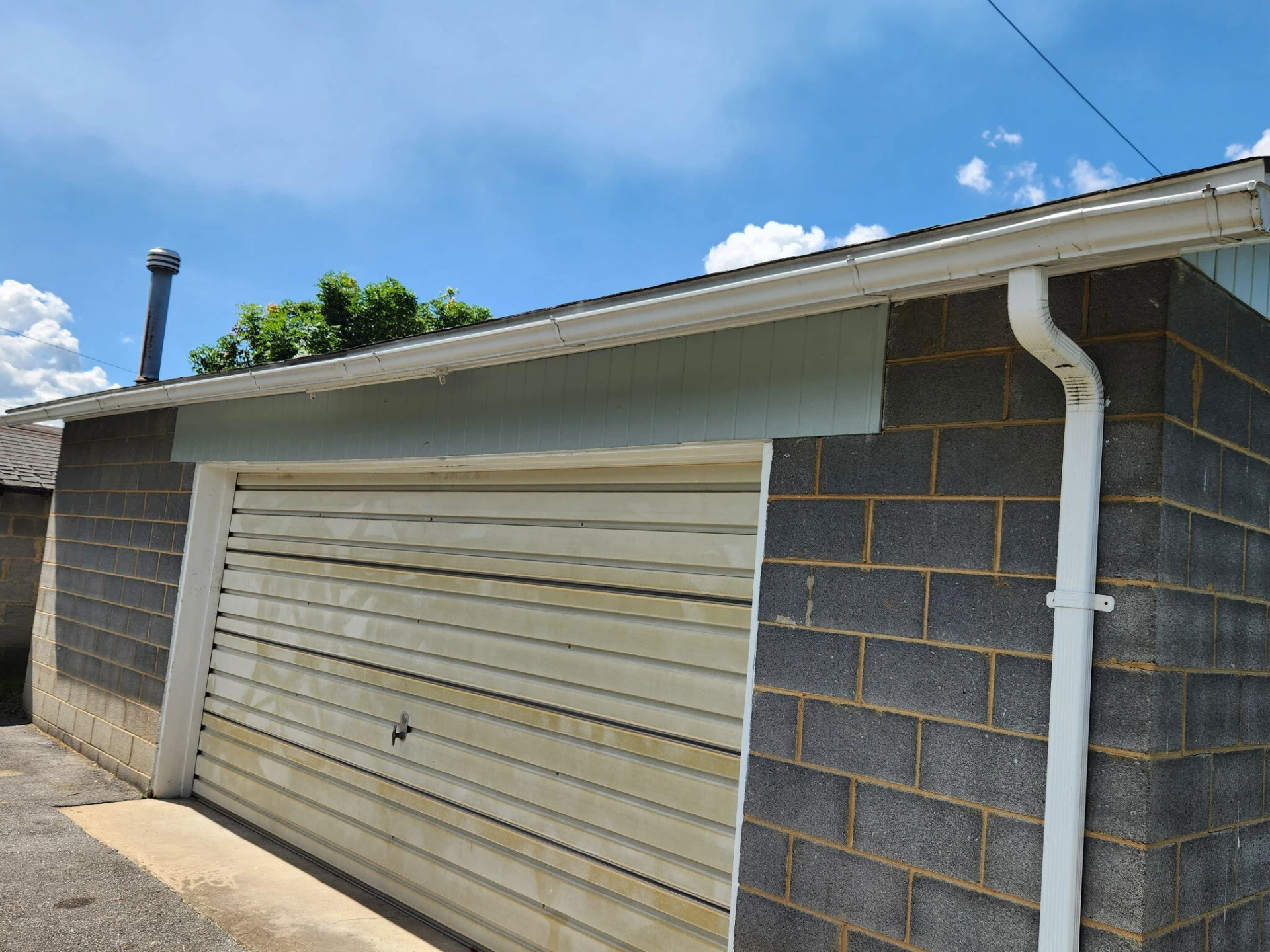 719 Pocahontas AVE - Photo 14