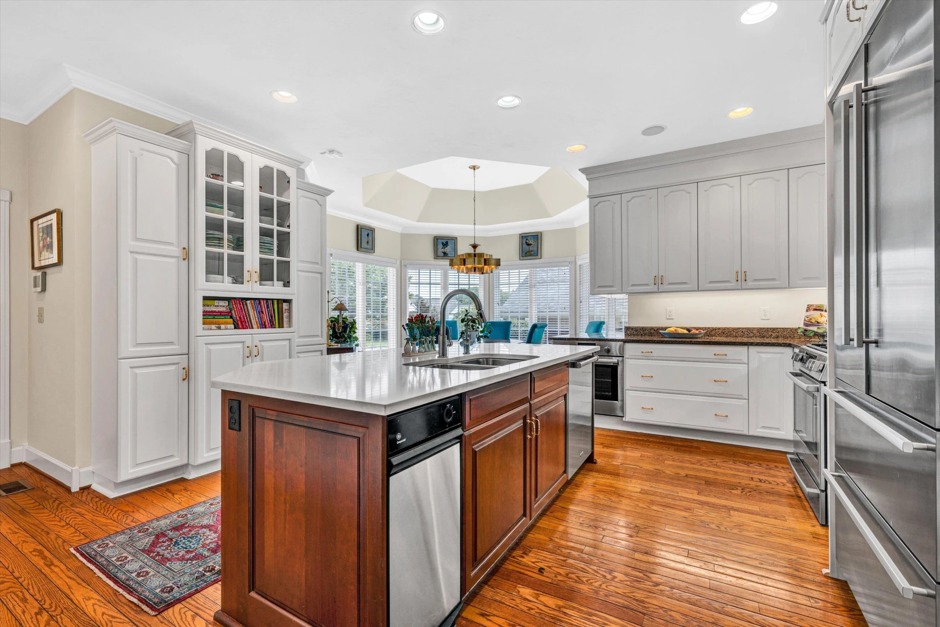 3362 Kingsbury CIR - Photo 18