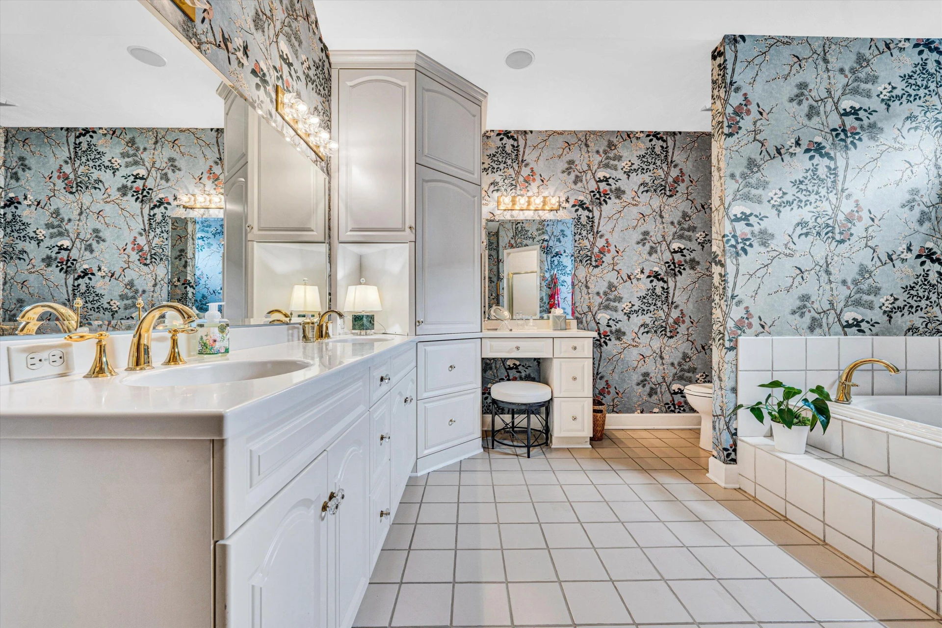 3362 Kingsbury CIR - Photo 33