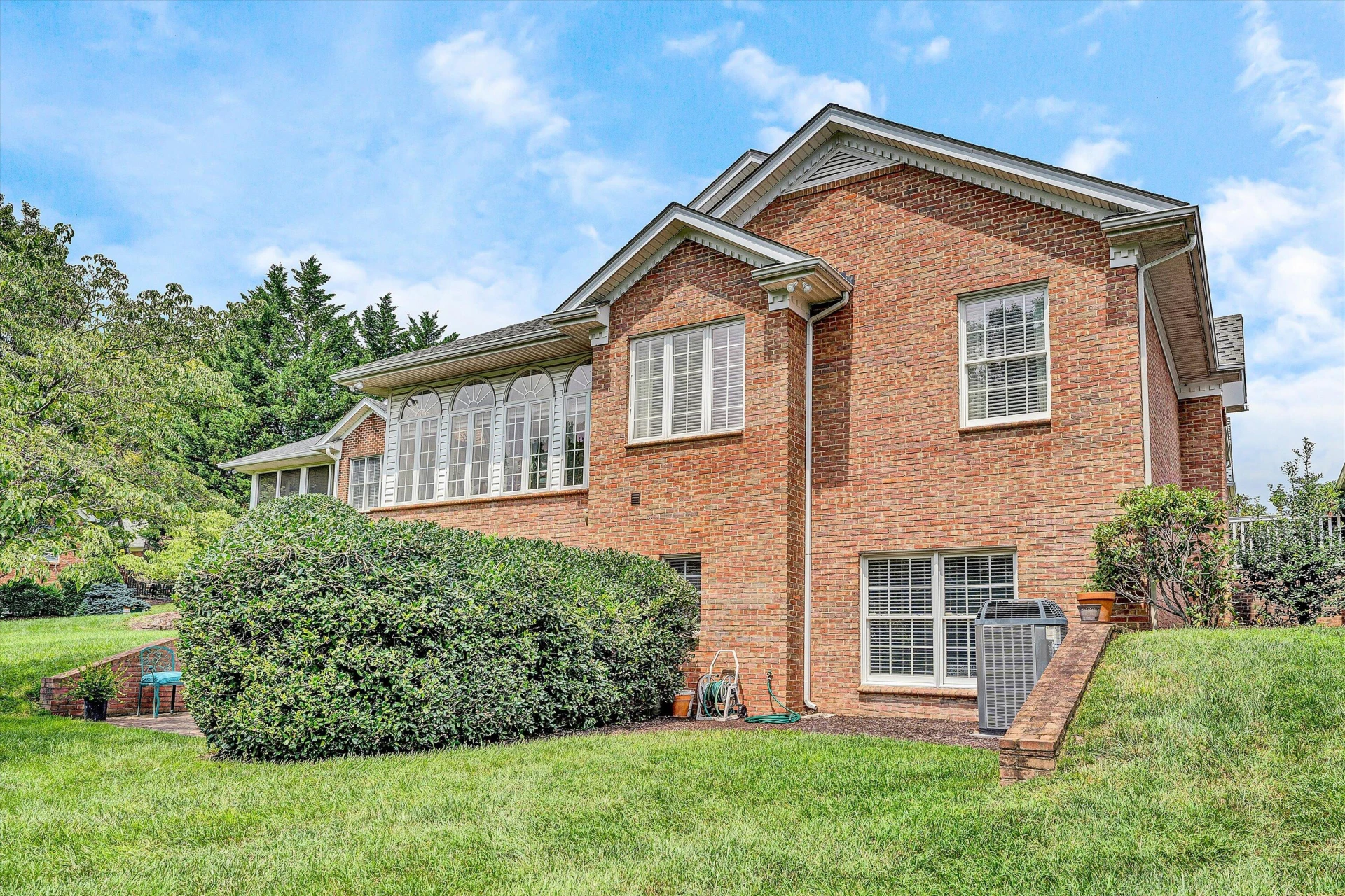 3362 Kingsbury CIR - Photo 52