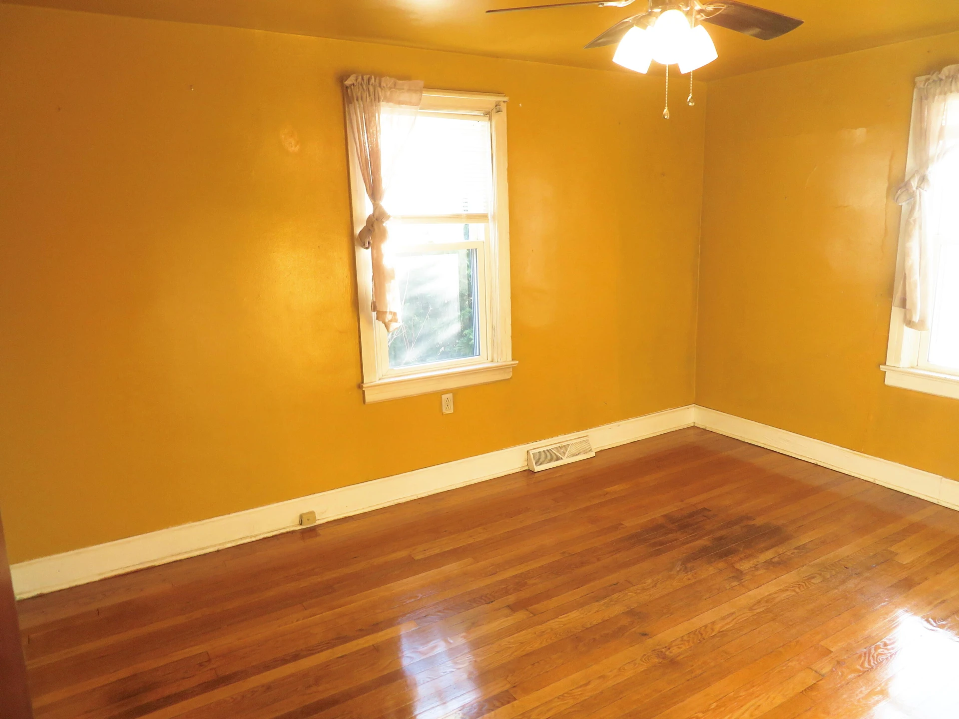 519 Bruffey ST - Photo 10