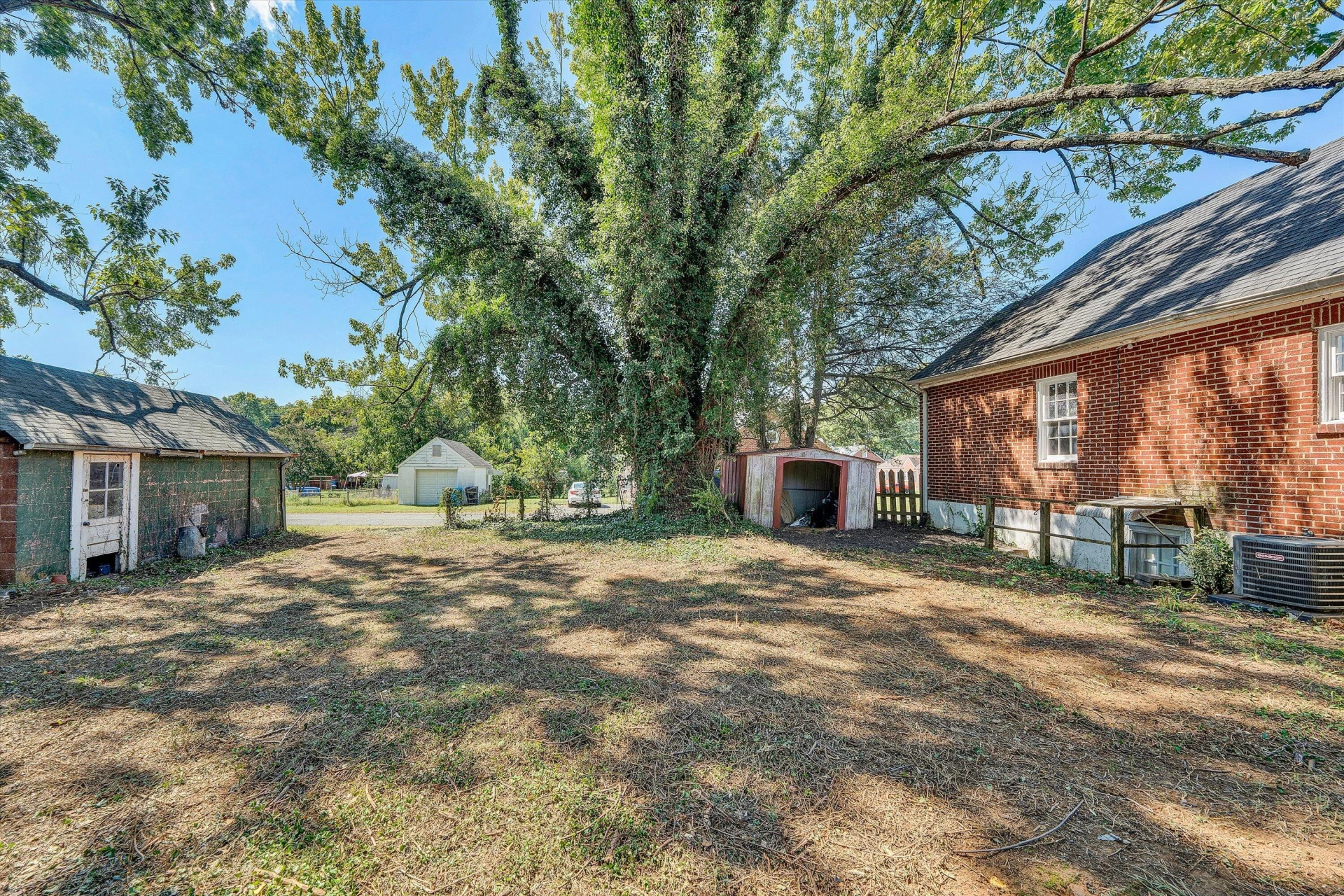 2603 Chatham ST - Photo 34