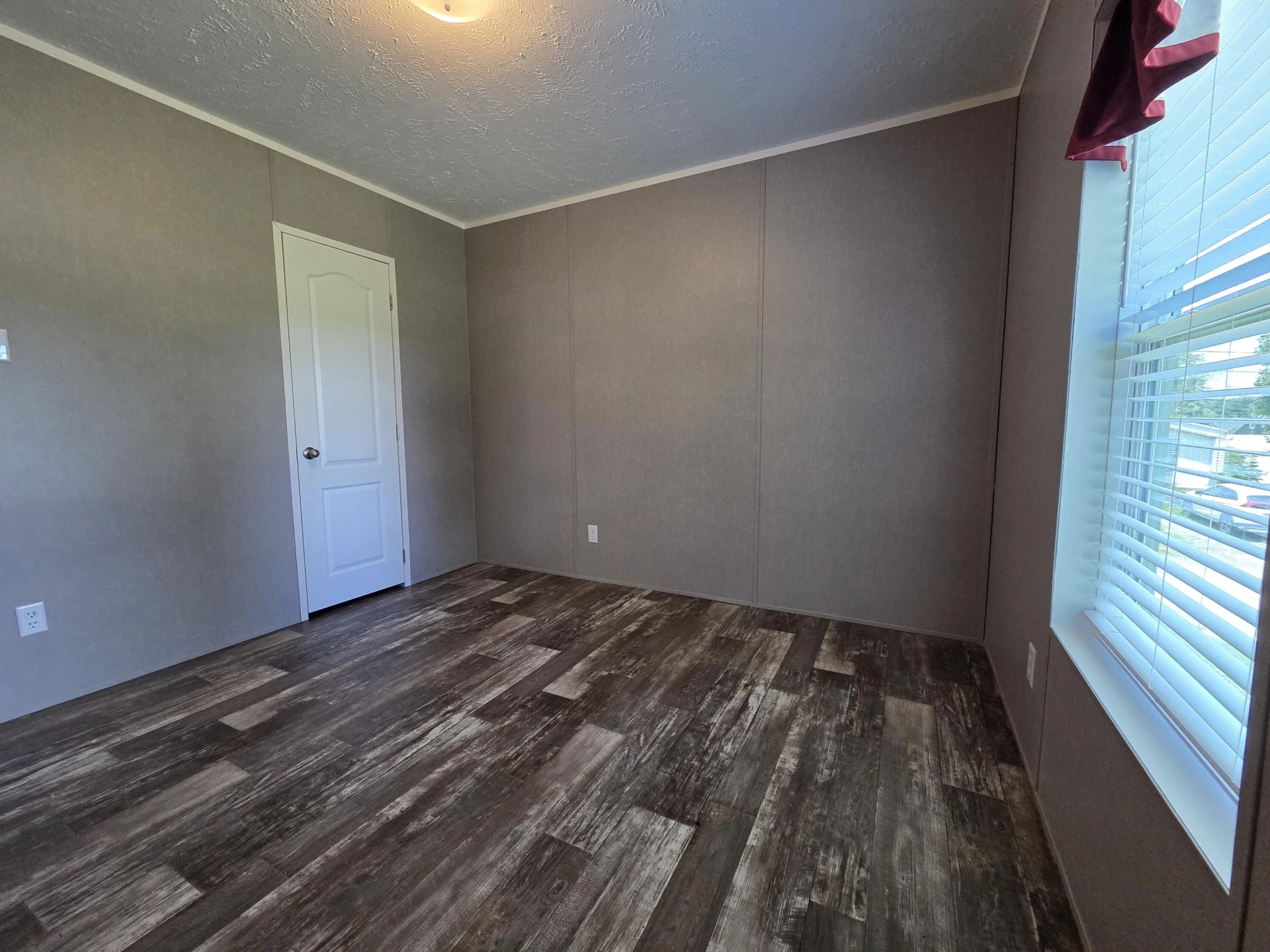 80 Boxwood DR - Photo 5
