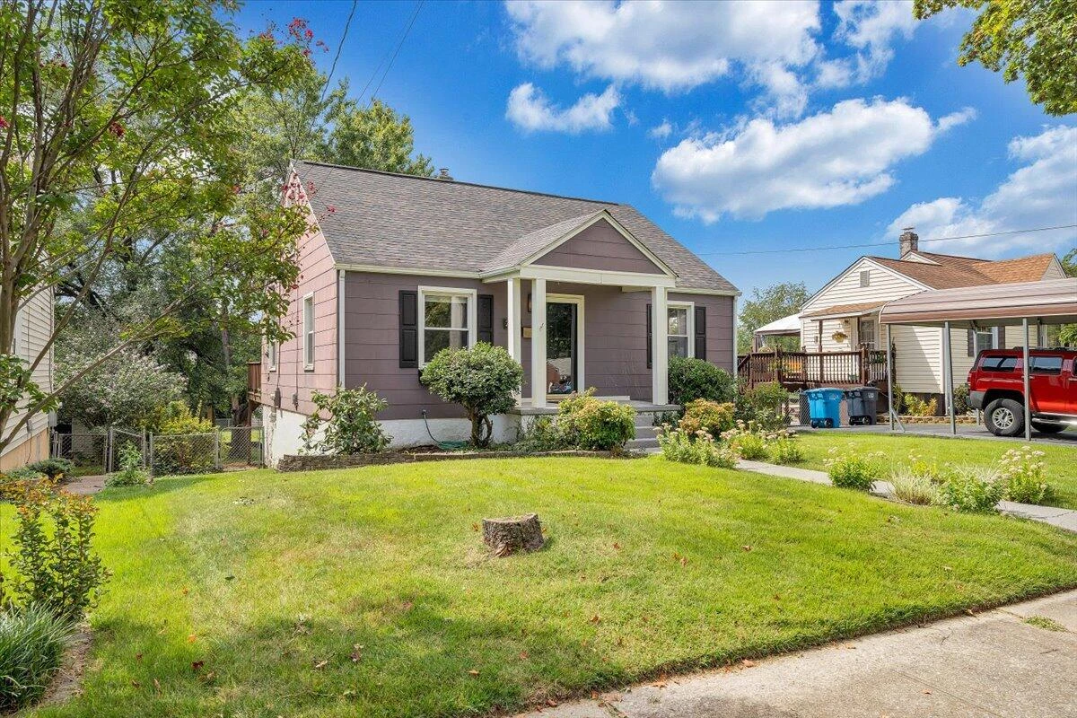 2324 Berkley AVE - Photo 42