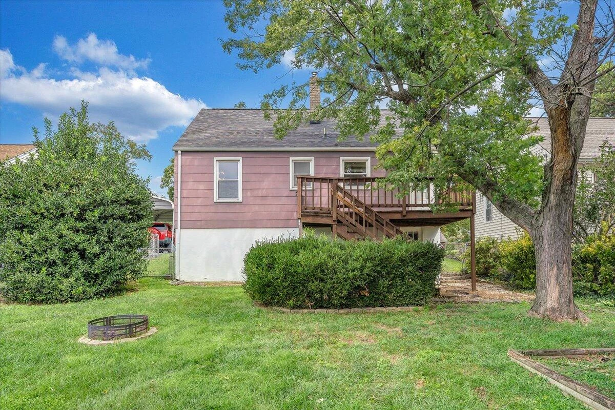 2324 Berkley AVE - Photo 54