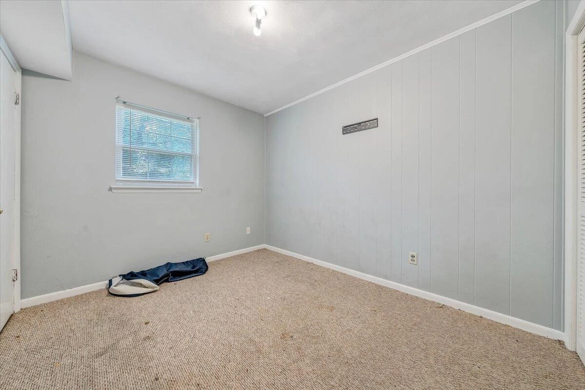 718 Windsor AVE #1-4 - Photo 10