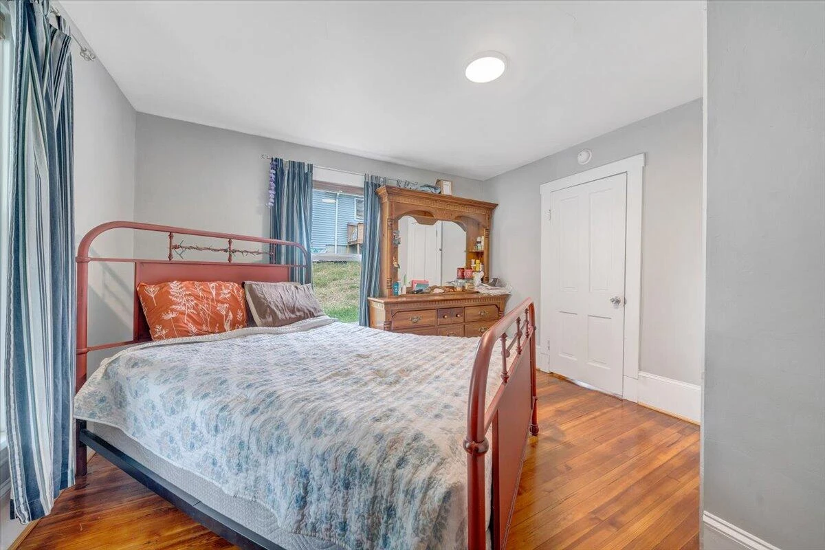 1514 Church AVE - Photo 4