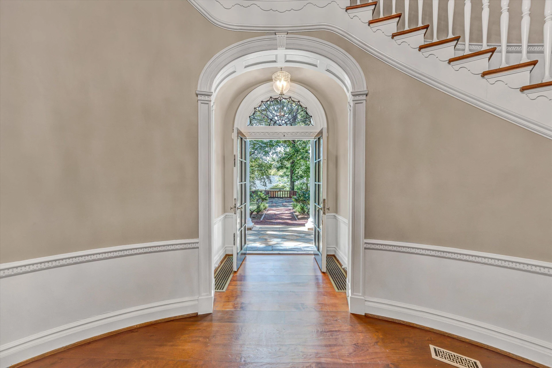 301 23rd ST - Photo 25