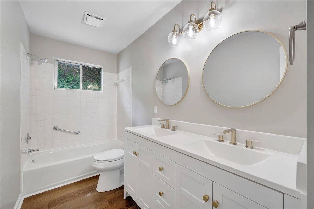 3311 Farmington DR - Photo 14