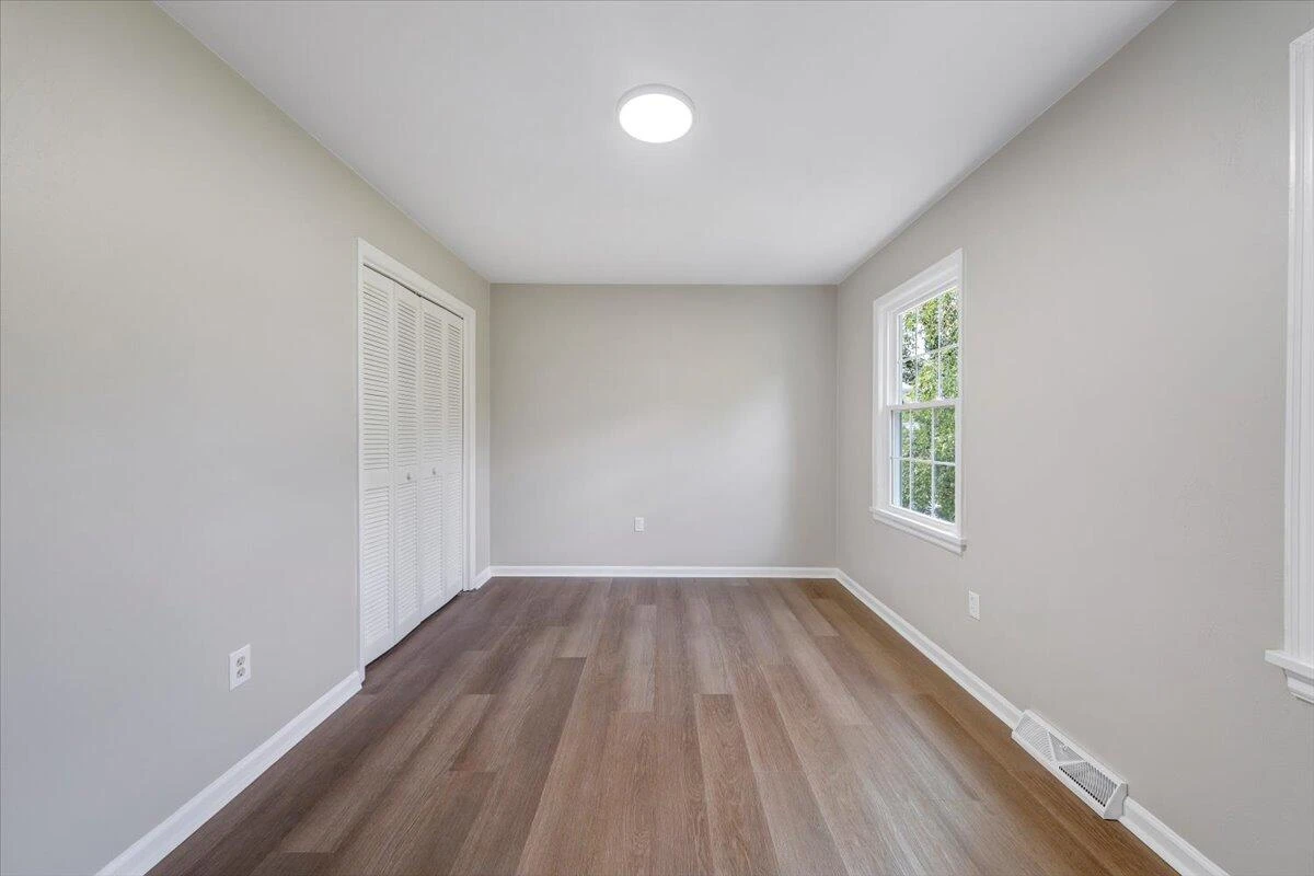3311 Farmington DR - Photo 20