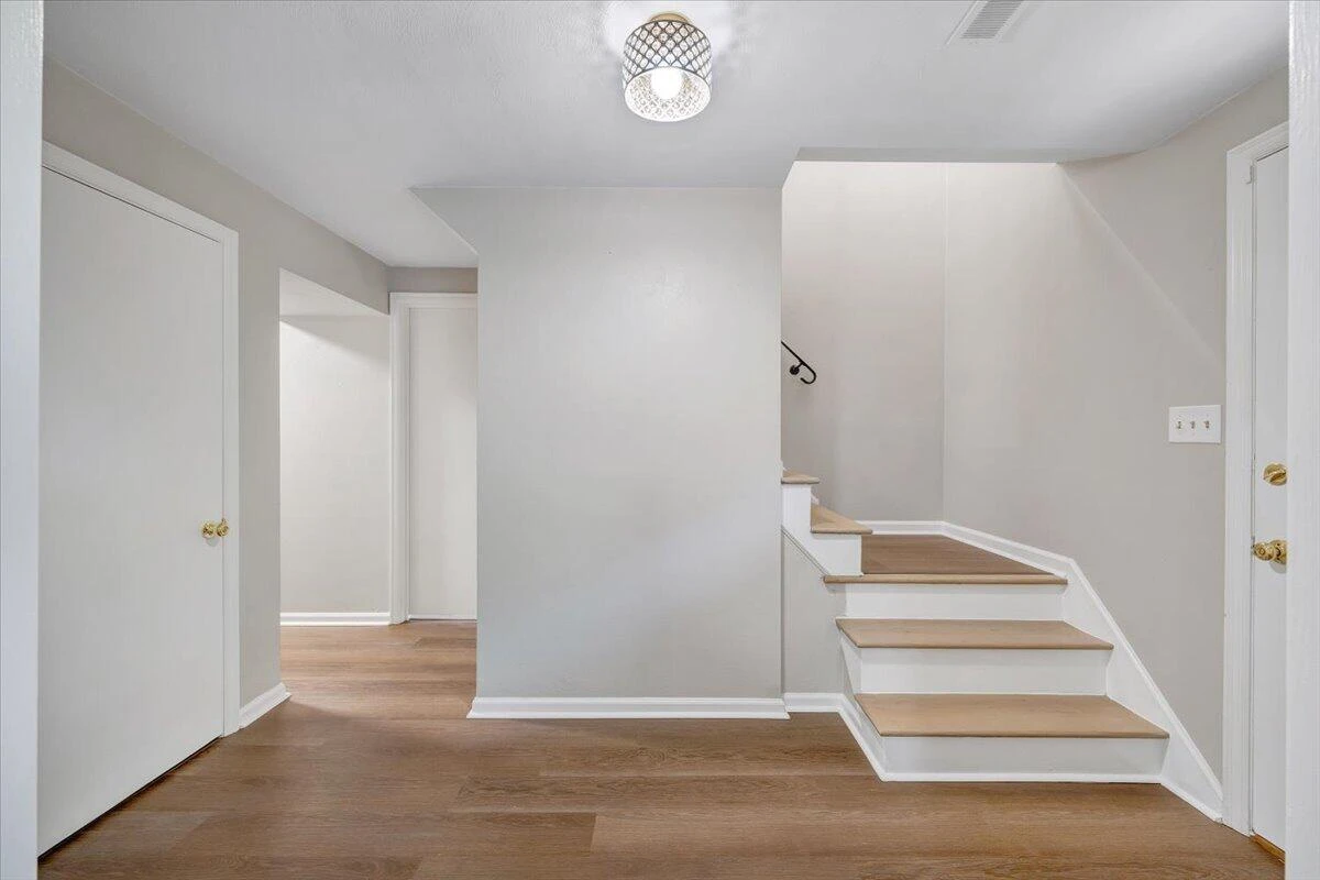 3311 Farmington DR - Photo 23