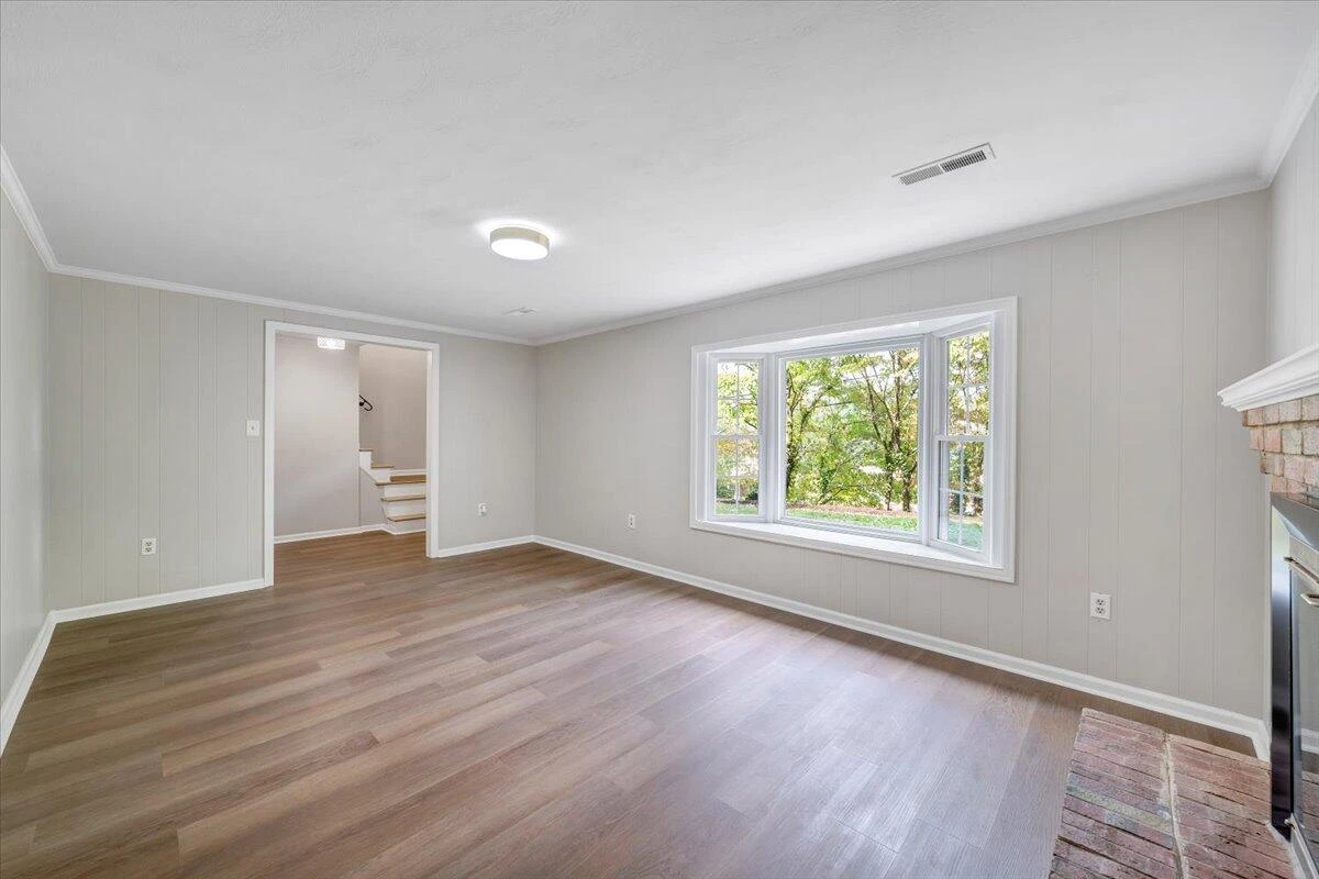3311 Farmington DR - Photo 27