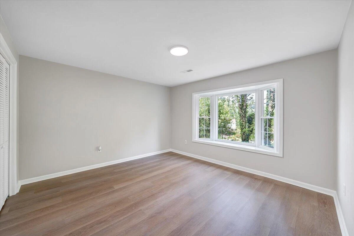 3311 Farmington DR - Photo 32