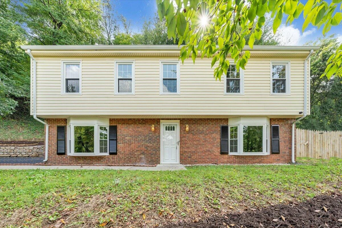 3311 Farmington DR - Photo 38