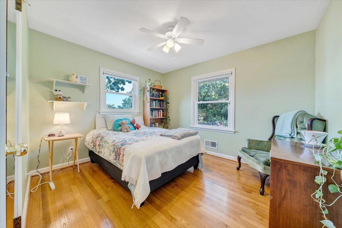 307 Deaner DR - Photo 17