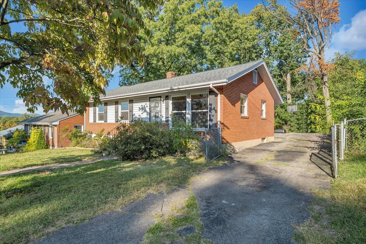 307 Deaner DR - Photo 31