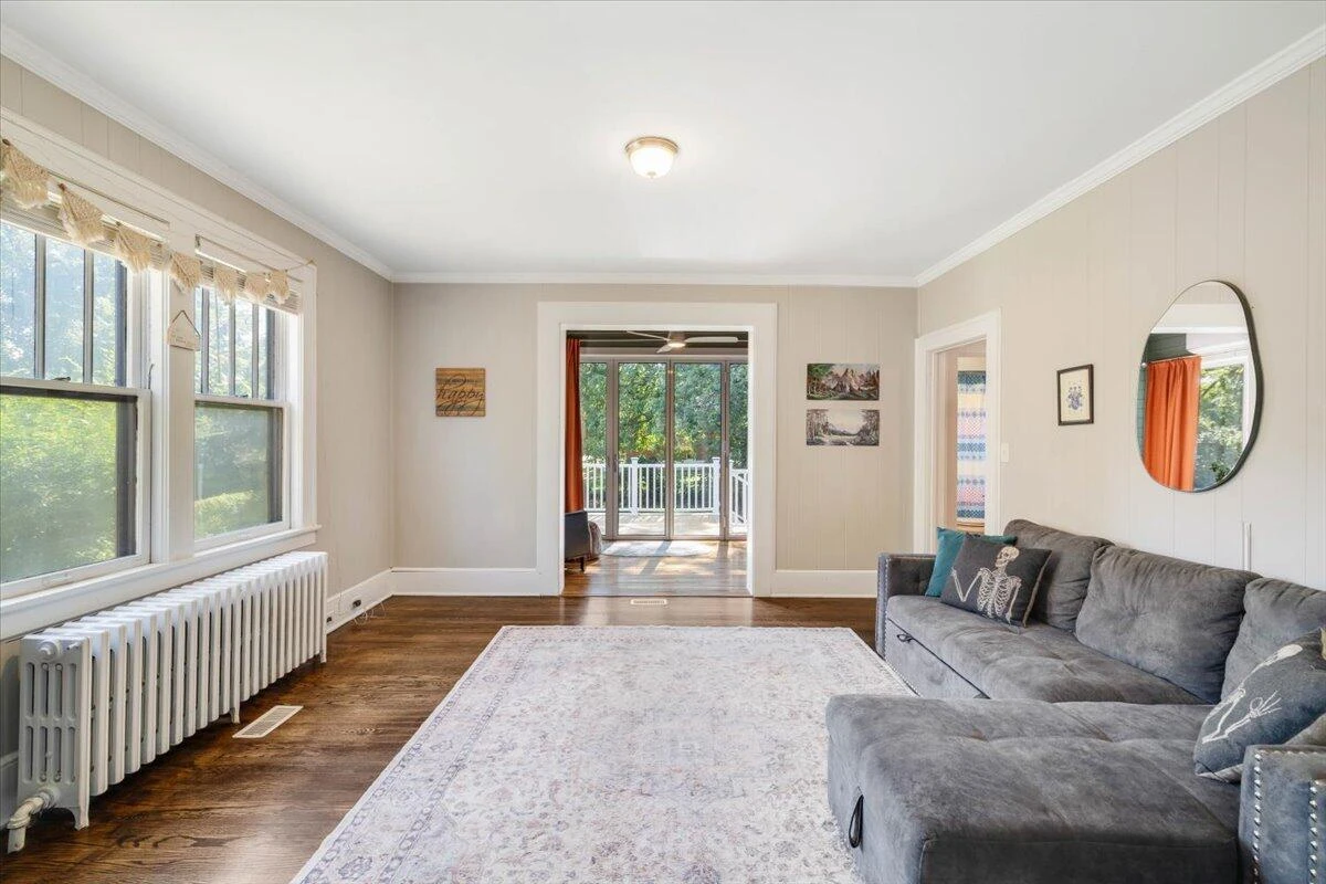 3402 Hillcrest AVE - Photo 16