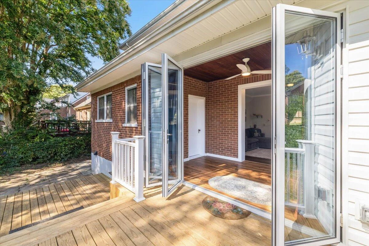 3402 Hillcrest AVE - Photo 19
