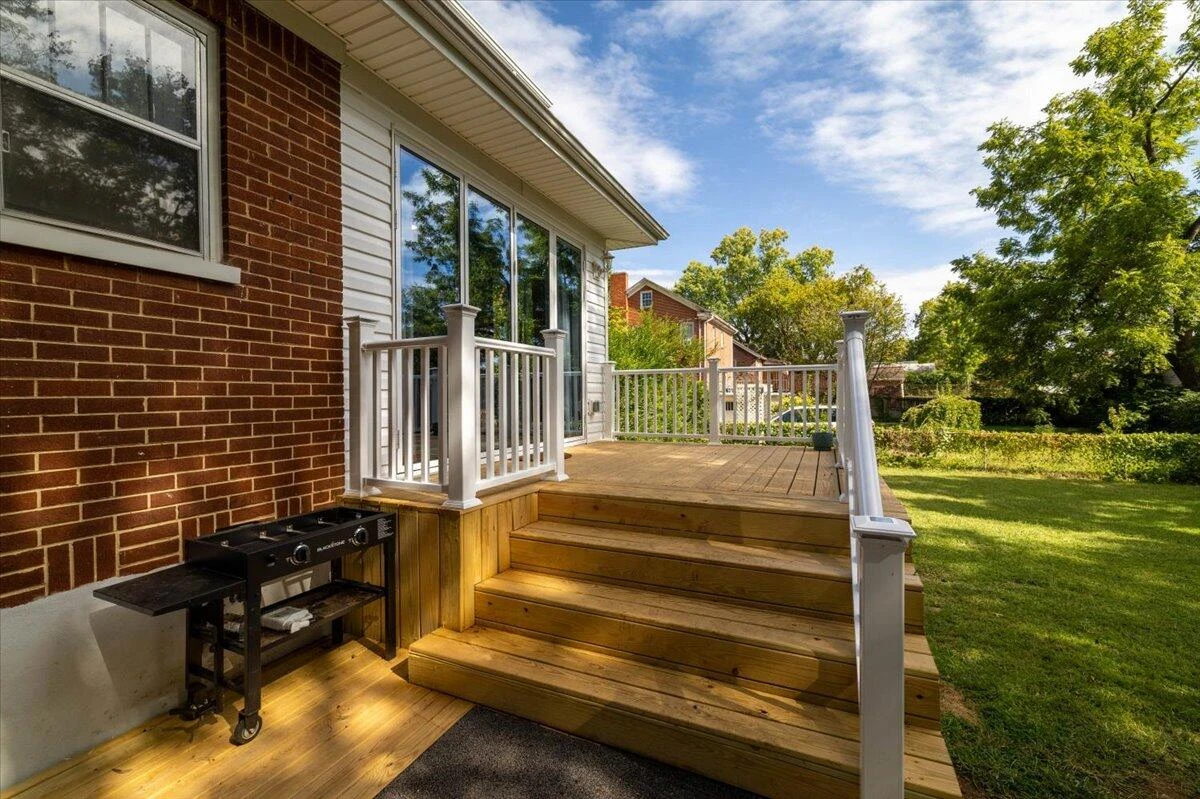 3402 Hillcrest AVE - Photo 26