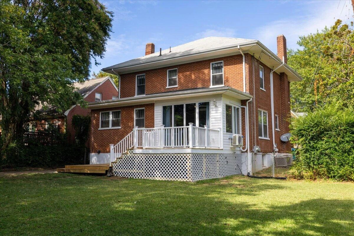 3402 Hillcrest AVE - Photo 30