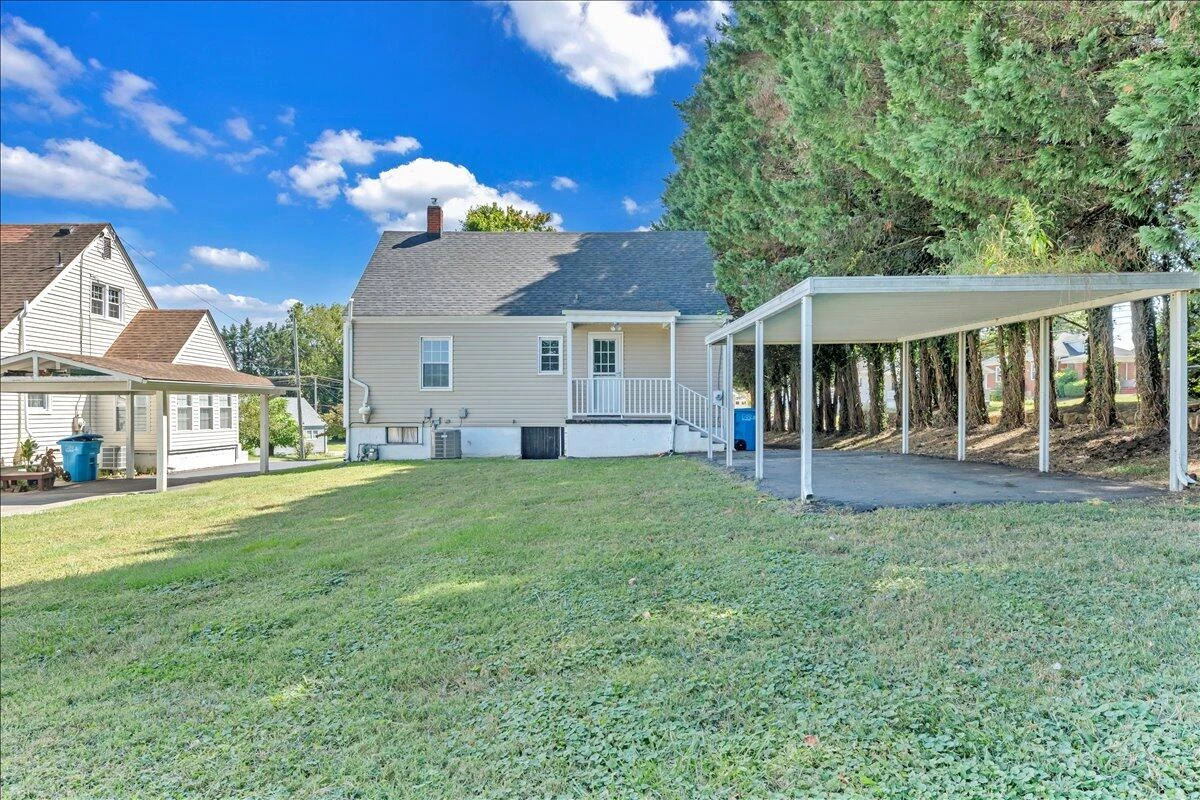 2052 Kenwood BLVD - Photo 27