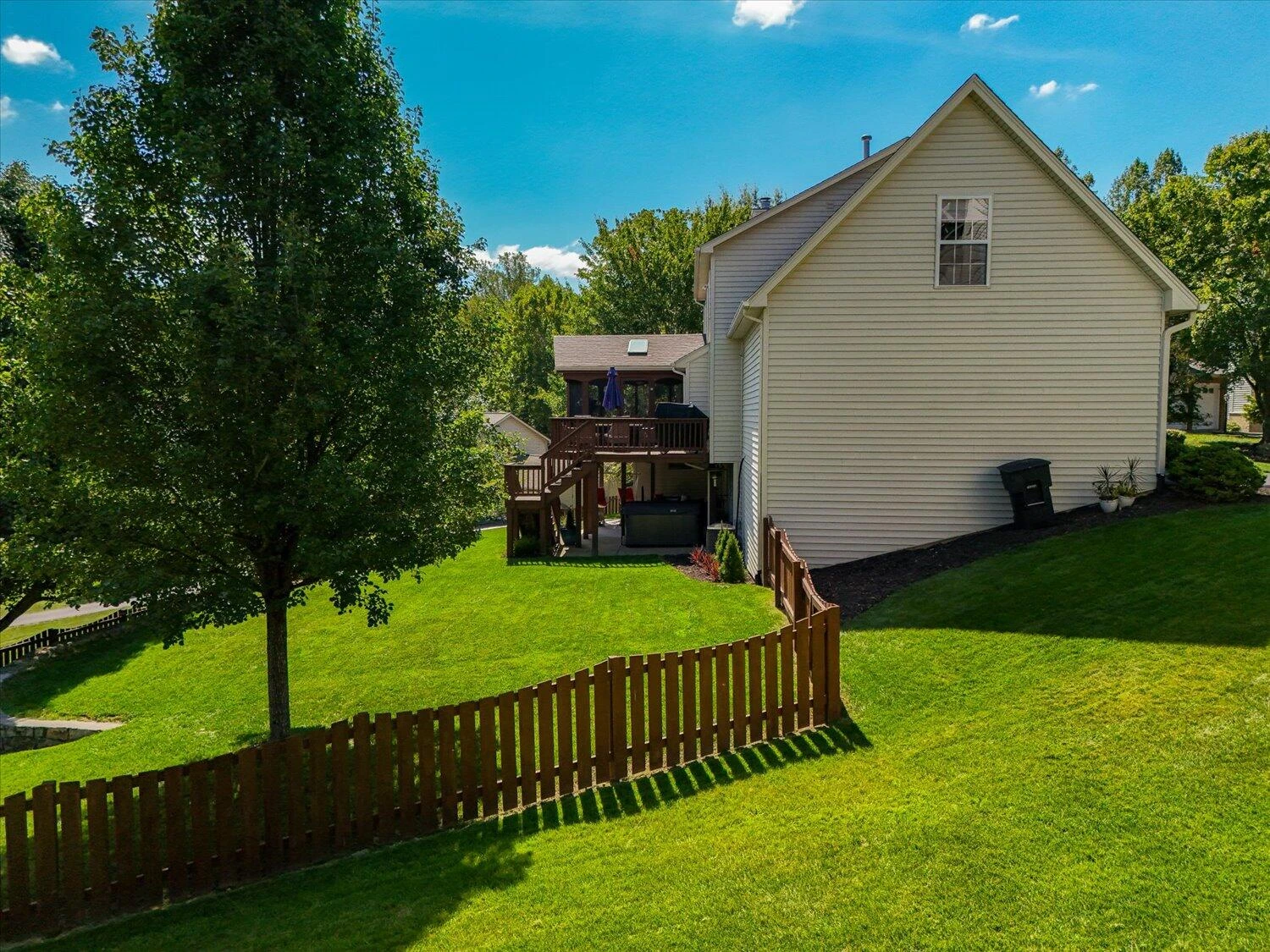 6065 Chagall DR - Photo 54